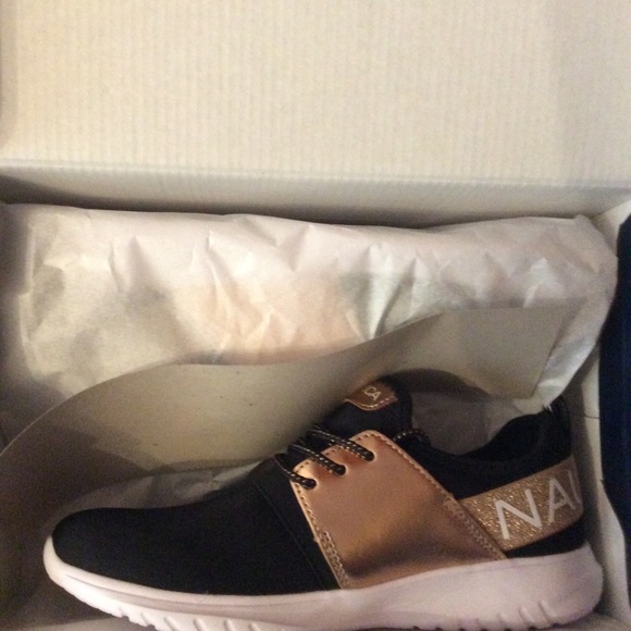 Nautica Little Girls Athletic Shoe - Picture 7 of 8